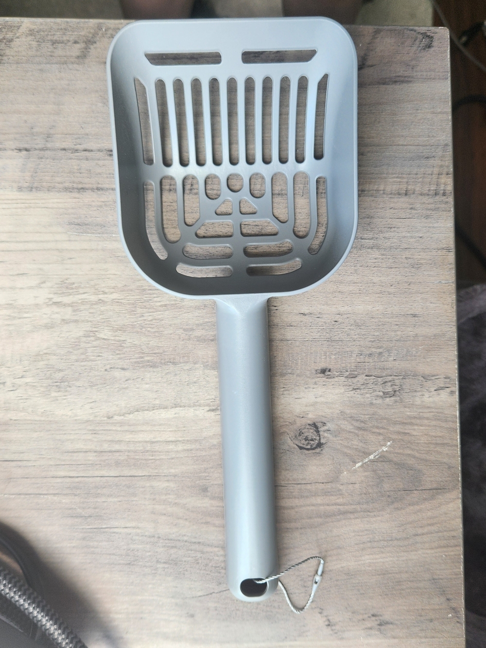Gray Cat Litter Scoop with Ergonomic Handle